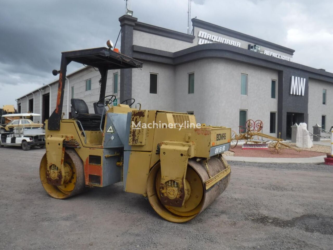 BOMAG DW151AD road roller