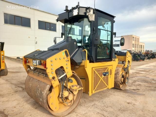 Caterpillar CD44B valjak za asfalt