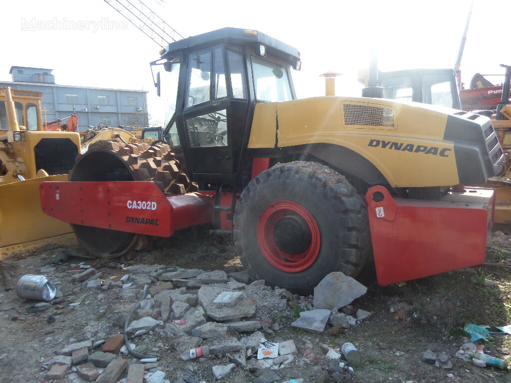 Dynapac CA302 road roller