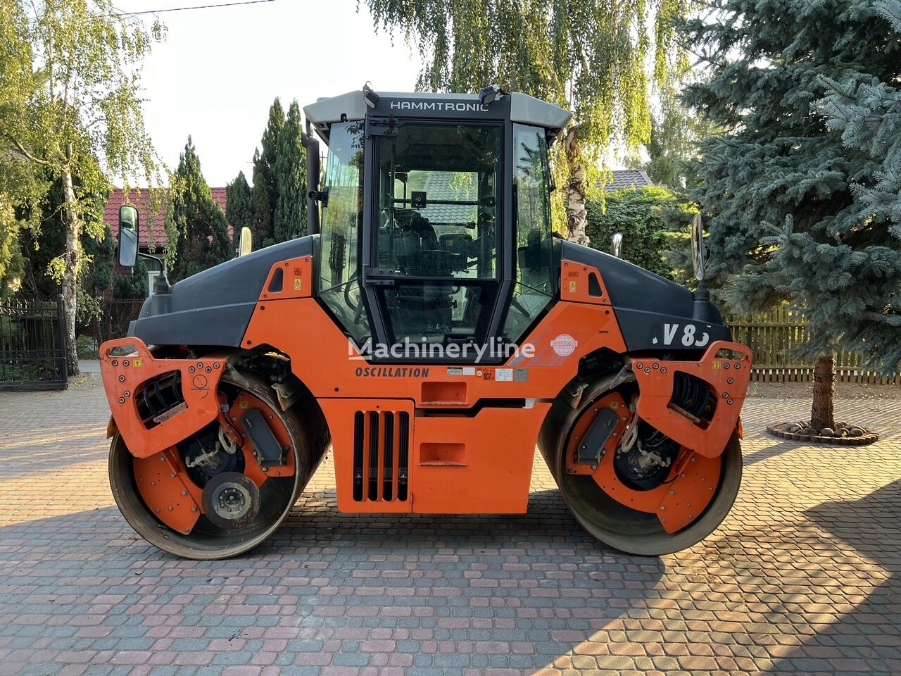 Compactador de asfalto Hamm DV 85 VO - Machineryline