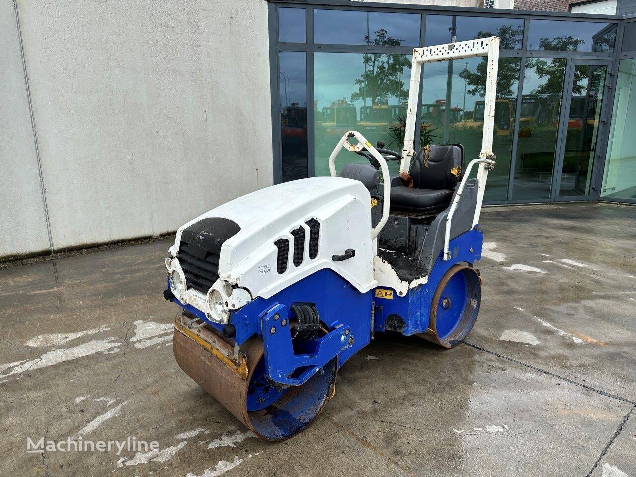 Hamm HD 8 VV road roller