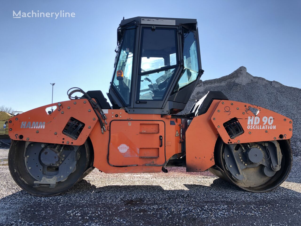 Hamm HD90 road roller