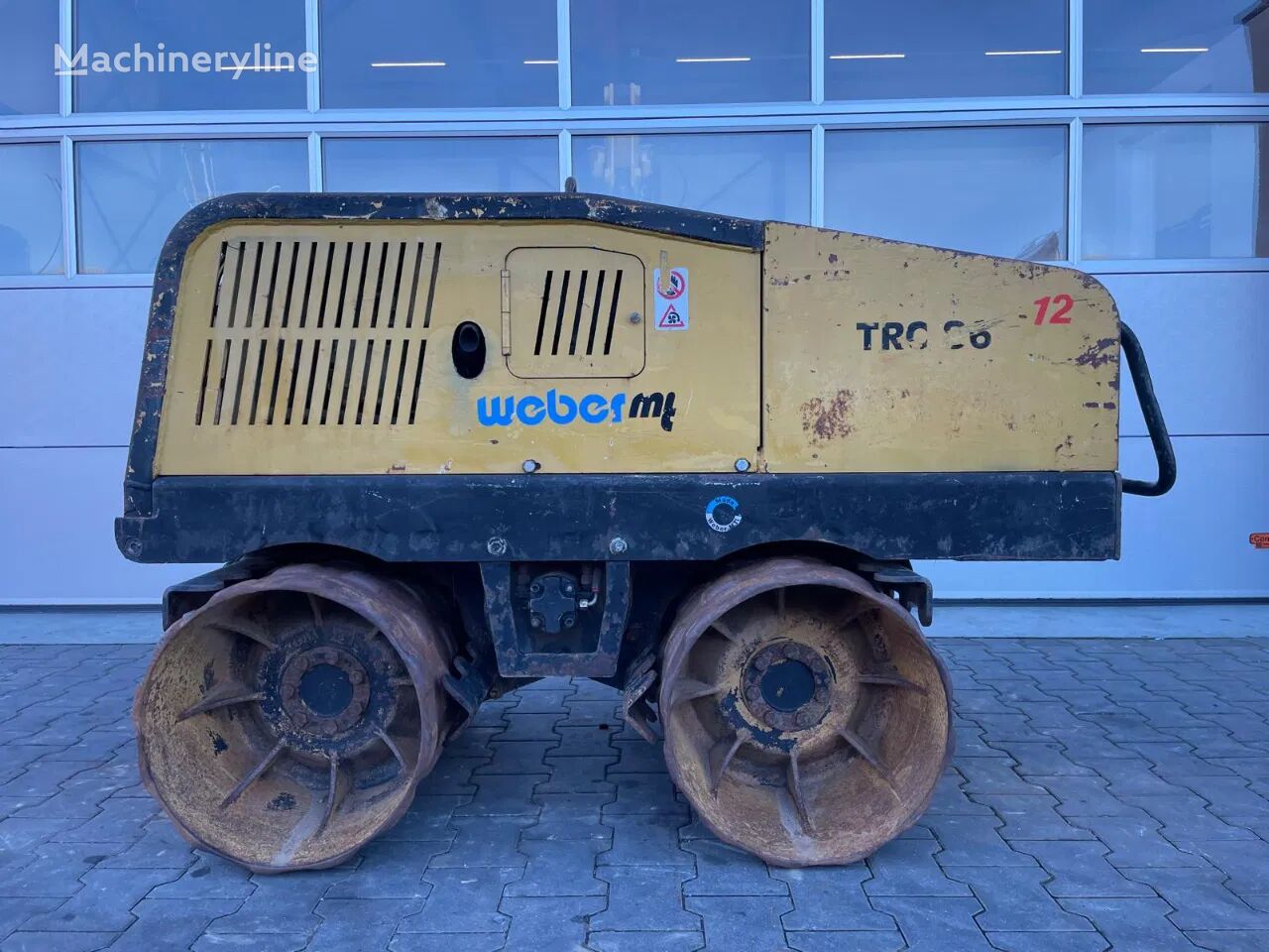 дорожный каток Weber TRC86