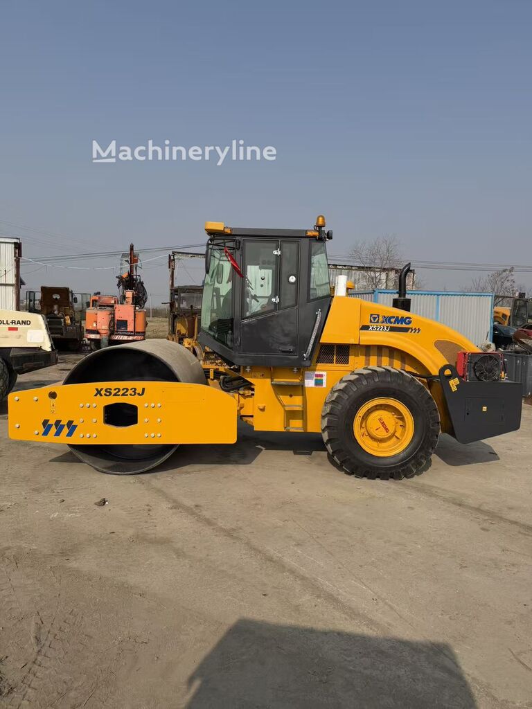 Дорожный каток XCMG XS223J - Machineryline