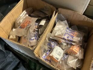 gemengd lot installatiemateriaal en sanitair accessoires sanitary container