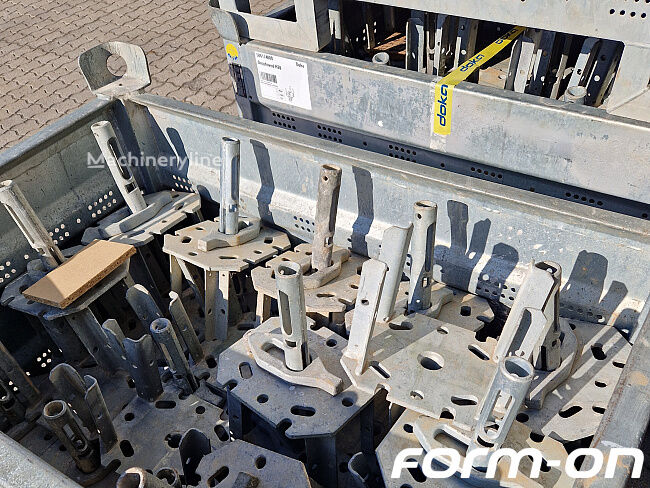 Échafaudage Doka Absenkkopf H20 & Stützbein top gebraucht | geprüfte Qualität für - Machineryline