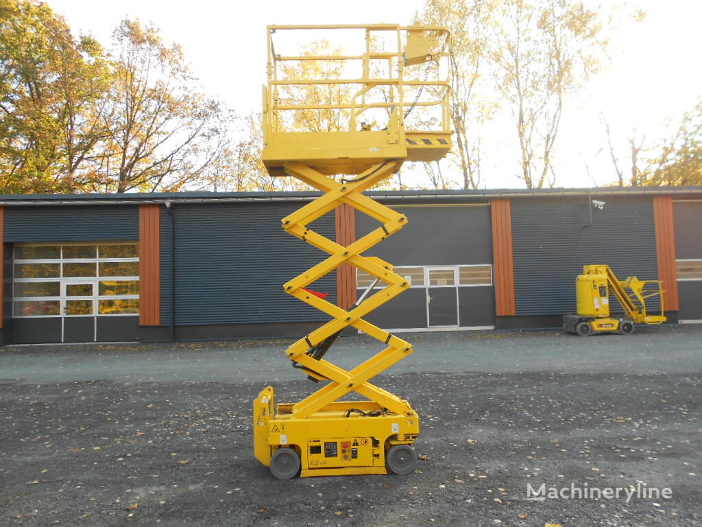 Genie GS 1330 scissor lift - Machineryline