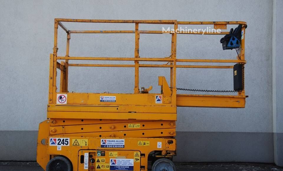 رافعة هيدروليكية مقصية Genie GS 1532 245 - Machineryline
