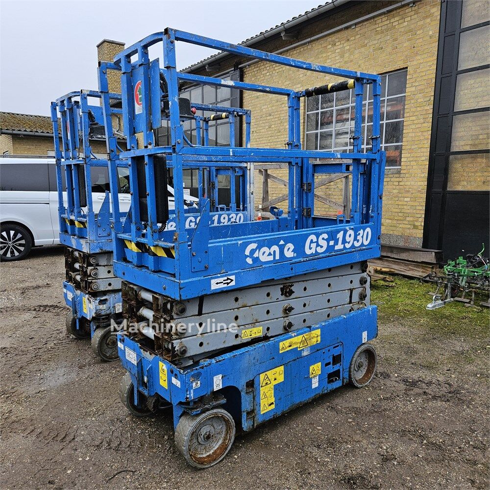 Купить ножничный подъемник Genie GS 1930 | Machineryline GE Ножничный подъемник Genie GS 1930 - Machineryline