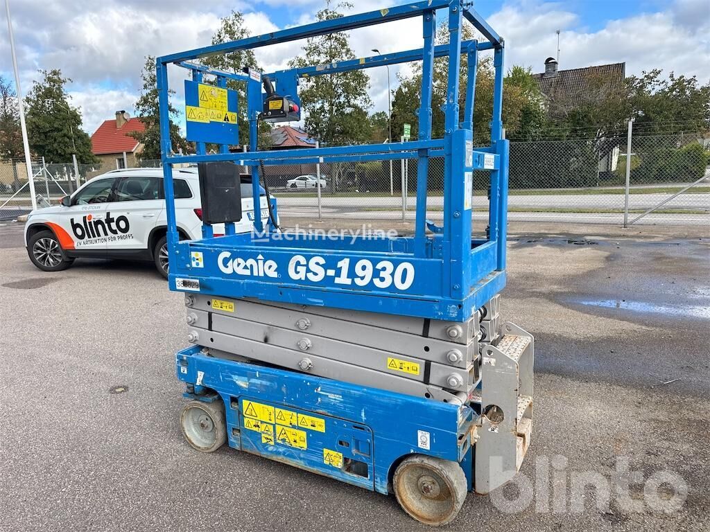 Genie GS-1930 scissor lift for sale | Machineryline UG Genie GS-1930 scissor lift - Machineryline