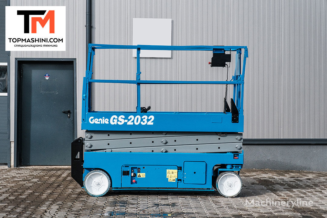 Genie GS-2032 scissor lift