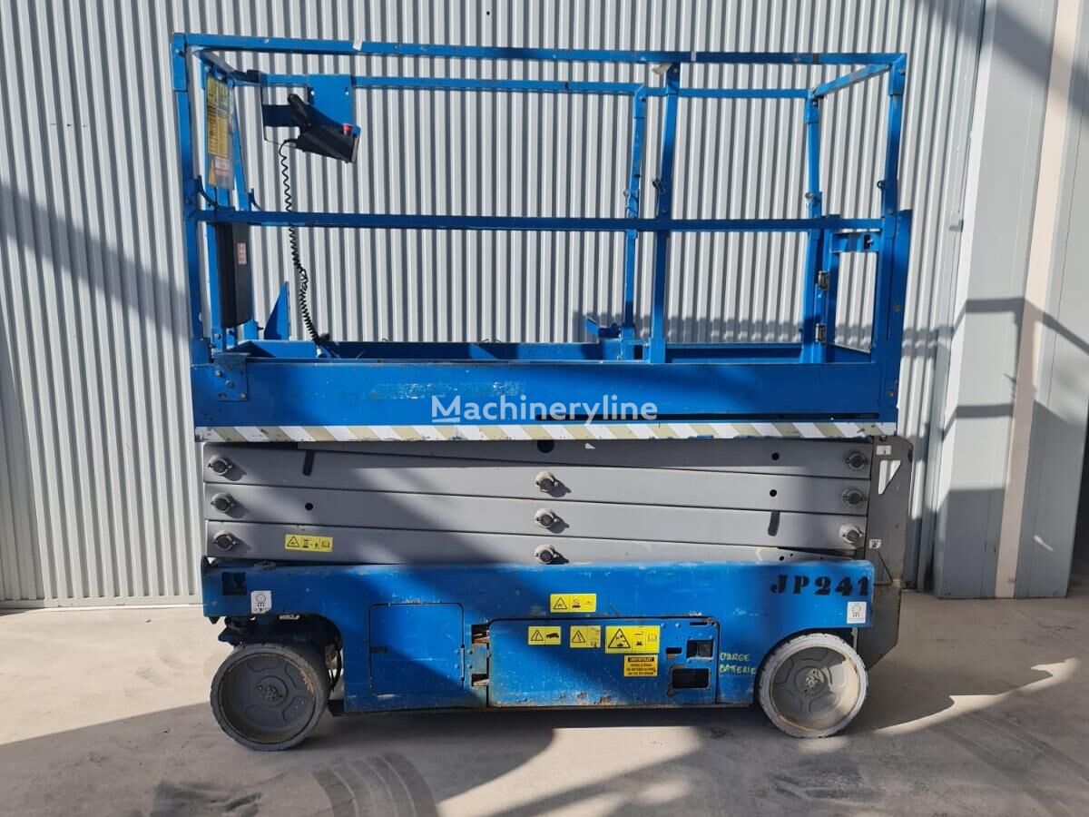 Genie GS-2632 scissor lift