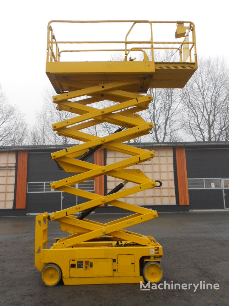 Genie GS 4047 scissor lift