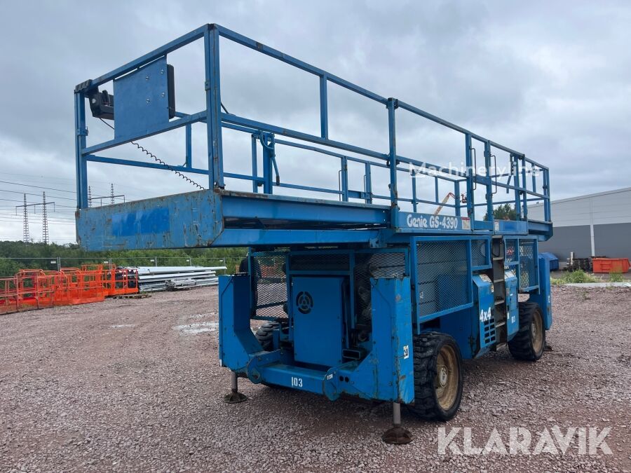 Купить ножничный подъемник Genie GS-4390 | Machineryline KG Ножничный подъемник Genie GS-4390 - Machineryline