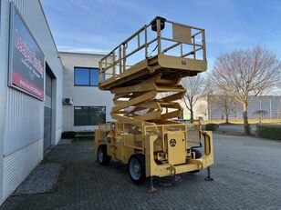 nacelle ciseaux Genie GS-4390 Scissorlift, 2009 Year