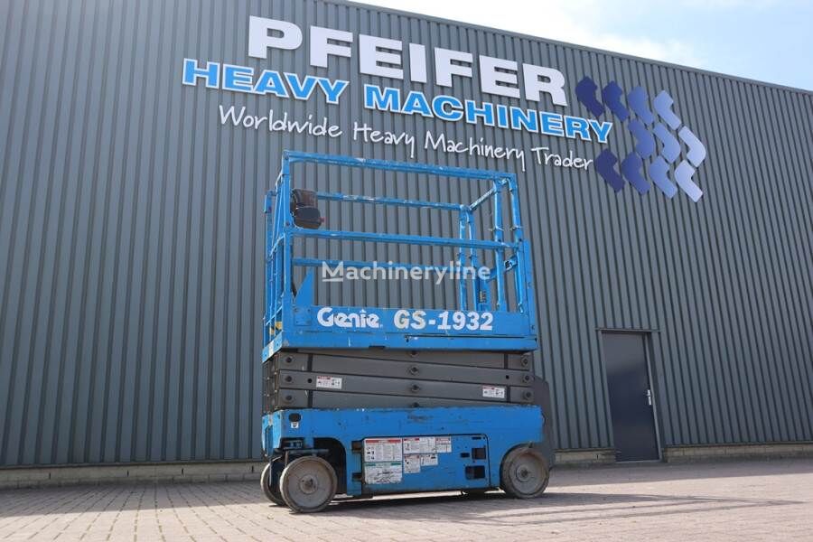 Genie GS1932 Electric, Working Height 7.8 m, 227kg Capac scissor lift