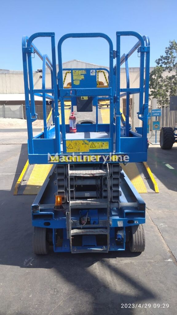 Genie GS2646 scissor lift