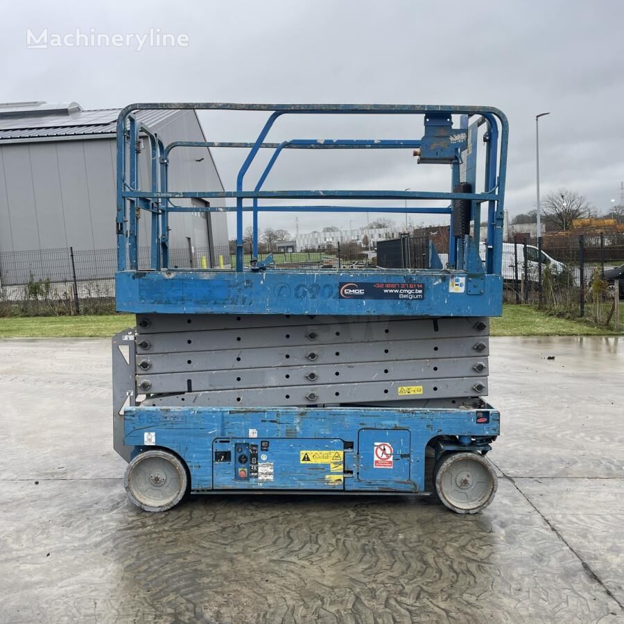 Genie GS3246 scissor lift