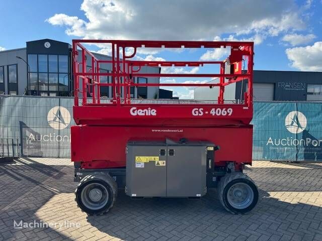 nacelle ciseaux Genie GS4069