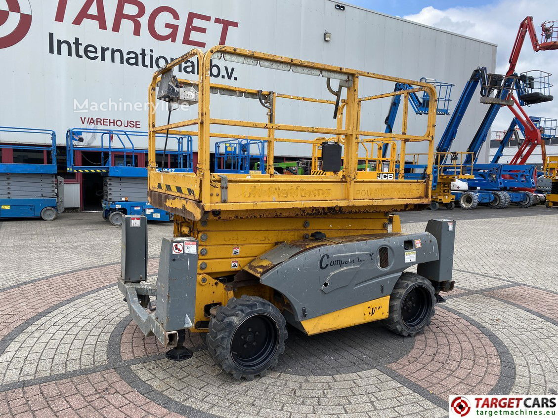 판매 중인 시저 리프트 Haulotte COMPACT 12DX DIESEL 4x4 SCISSOR WORKLIFT 1206CM 2015 CD703674 JA | Machineryline KR 시저 리프트 Haulotte COMPACT 12DX DIESEL 4x4 SCISSOR WORKLIFT 1206CM 2015 CD703674 JA - Machineryline