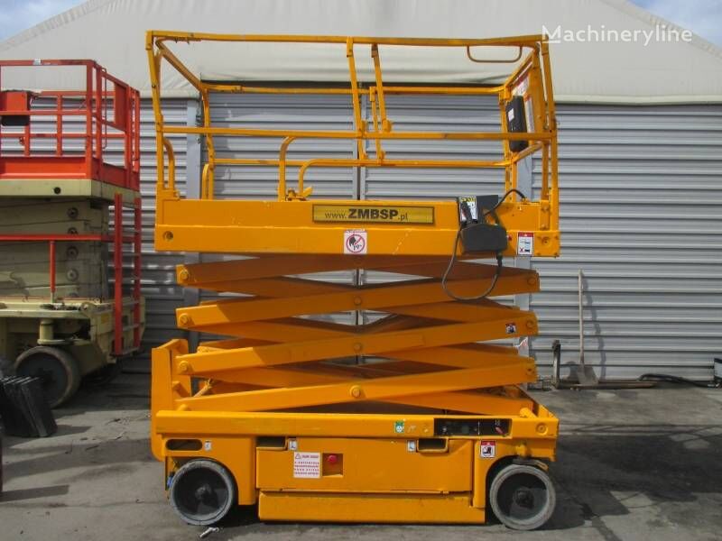 Haulotte Compact 10 scissor lift