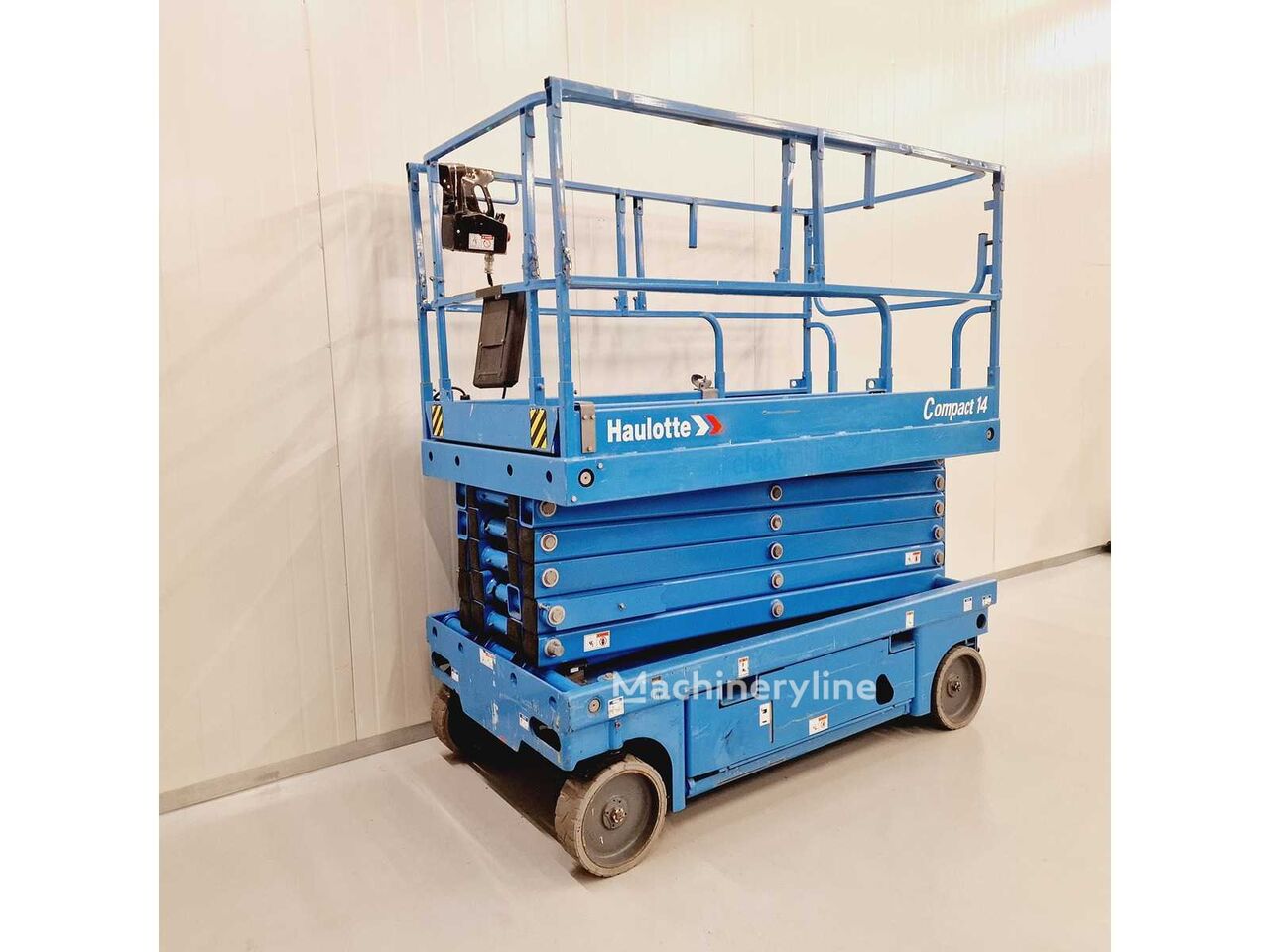 Haulotte Compact 14 scissor lift