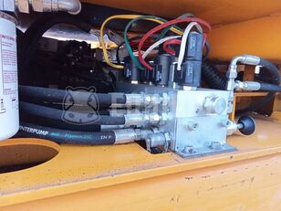 Haulotte Compact 8 scissor lift for sale - Image 29 | Machineryline IE Haulotte Compact 8 scissor lift | Image 29 - Machineryline