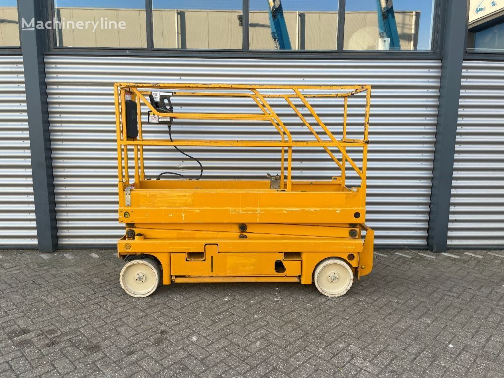 Haulotte Compact 8 Hoogwerker Schaarhoogwerker scissor lift