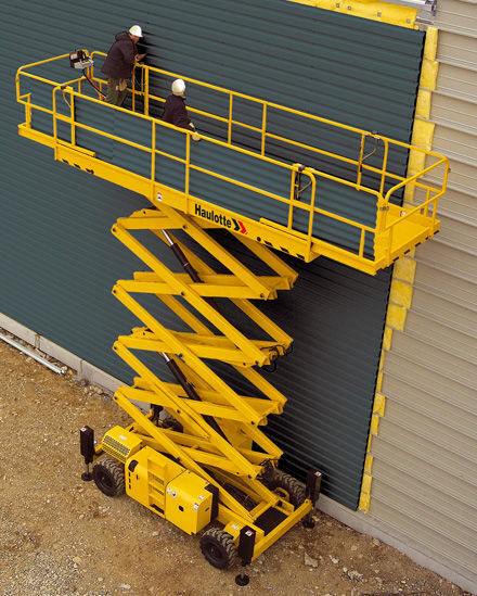 Haulotte H18SX scissor lift