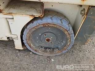 Купить ножничный подъемник Haulotte Optimum 8 - Изображение 15 | Machineryline KZ Ножничный подъемник Haulotte Optimum 8 | Изображение 15 - Machineryline