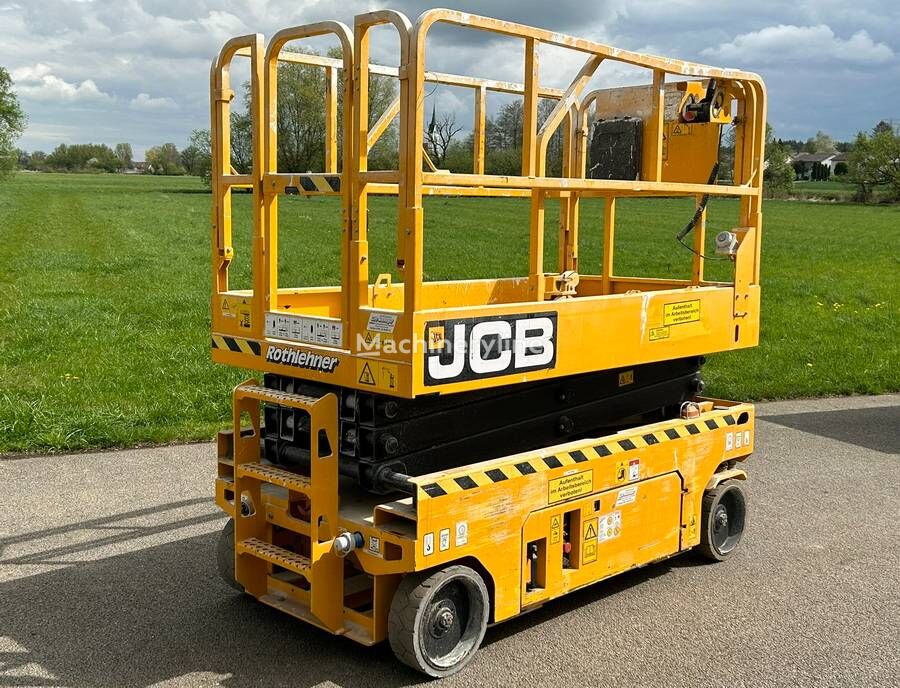 JCB S 2046 šķērveida pacēlājs