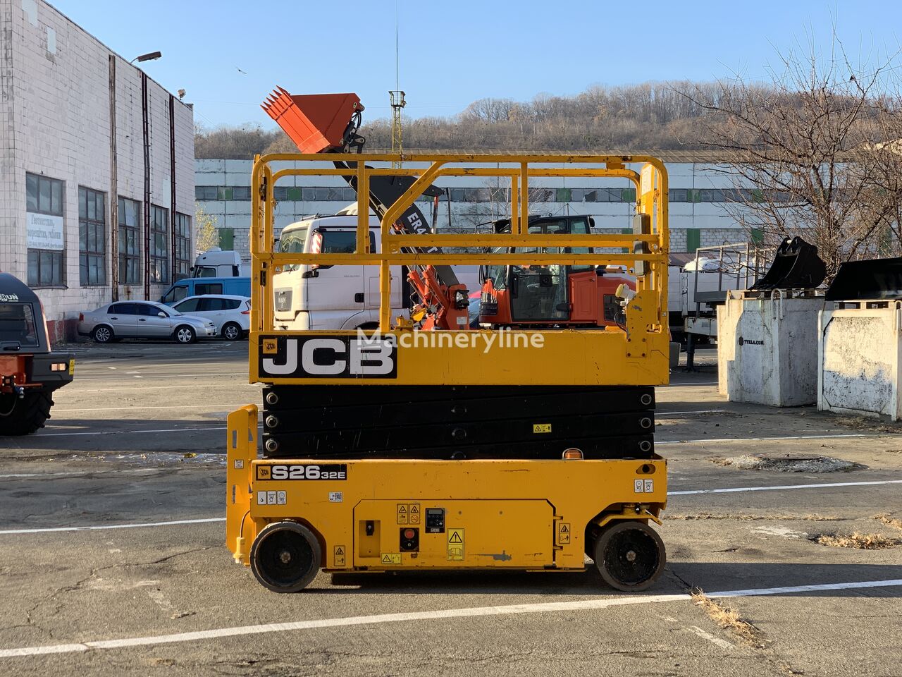 剪刀式升降机 JCB S2632E