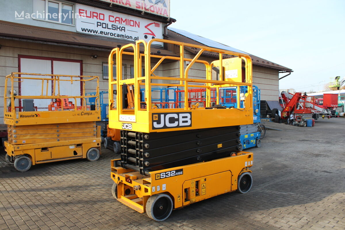 JCB S3246E scissor lift