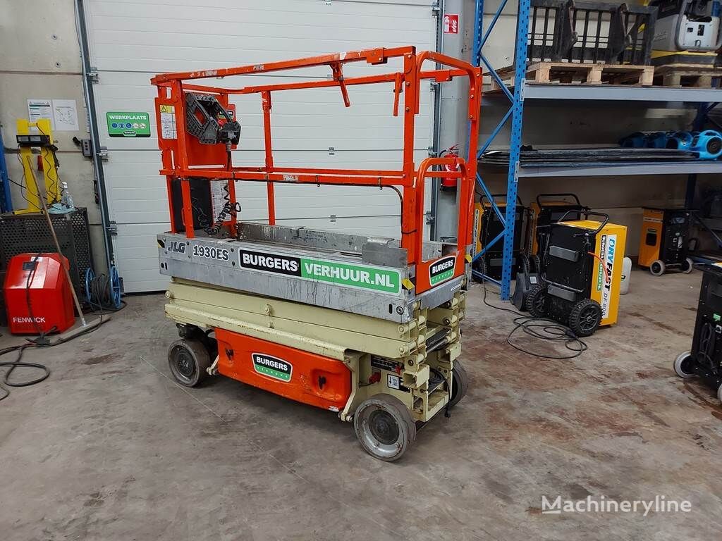 JLG 1930ES scissor lift