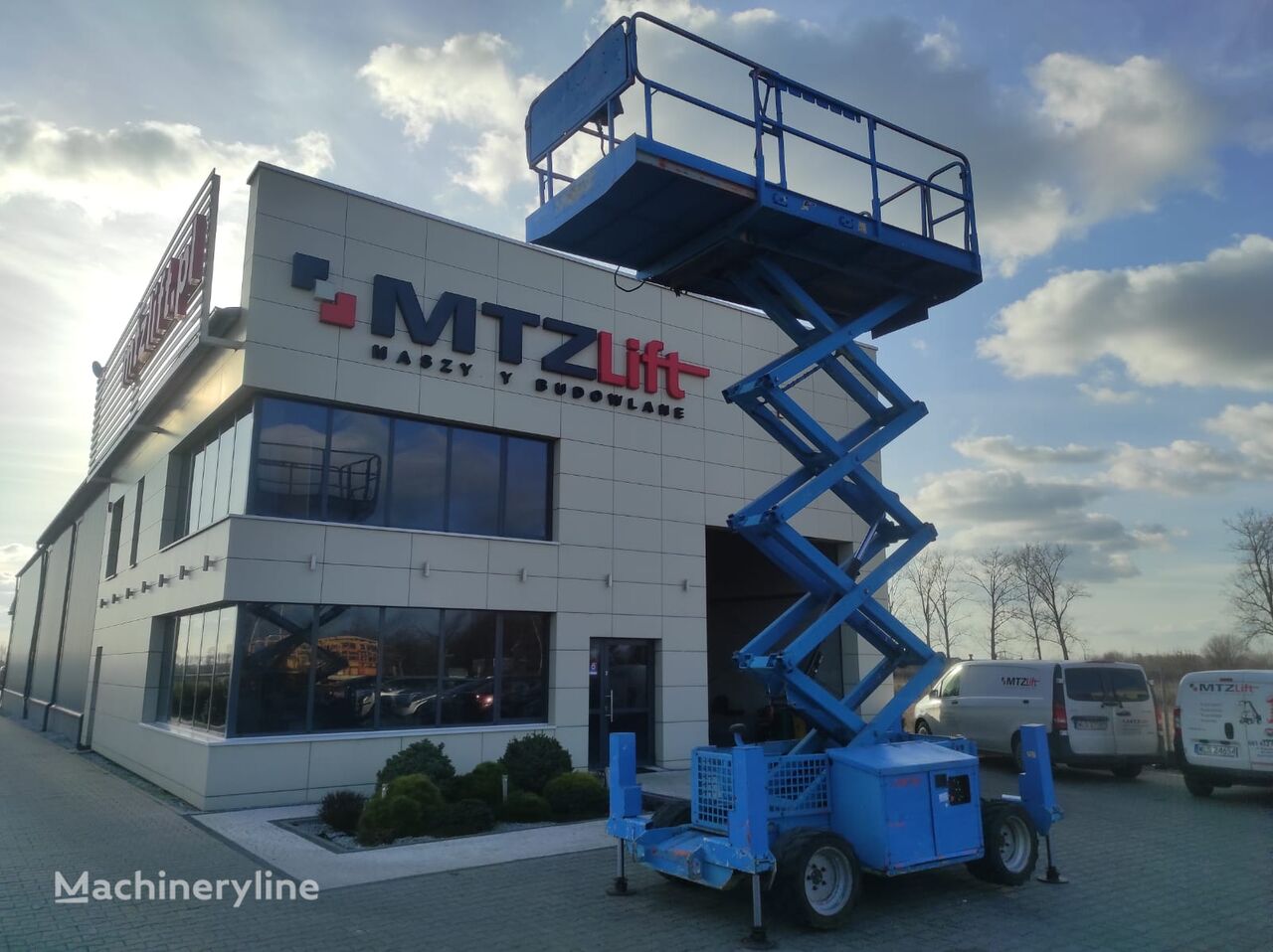 ножничный подъемник JLG 260 MRT