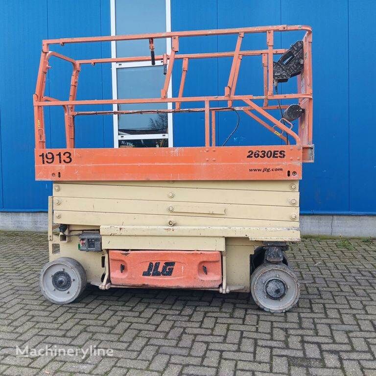 JLG 2630ES sakselift