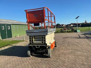 JLG 2646ES scissor lift