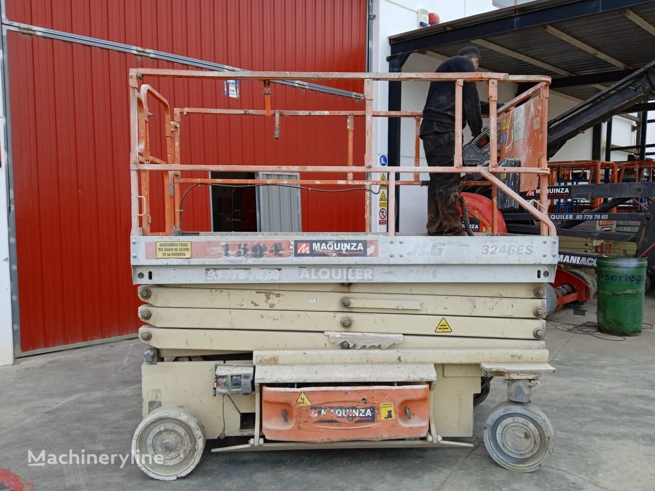 JLG 3246ES scissor lift