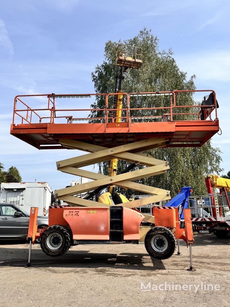 JLG 3394RT scissor lift