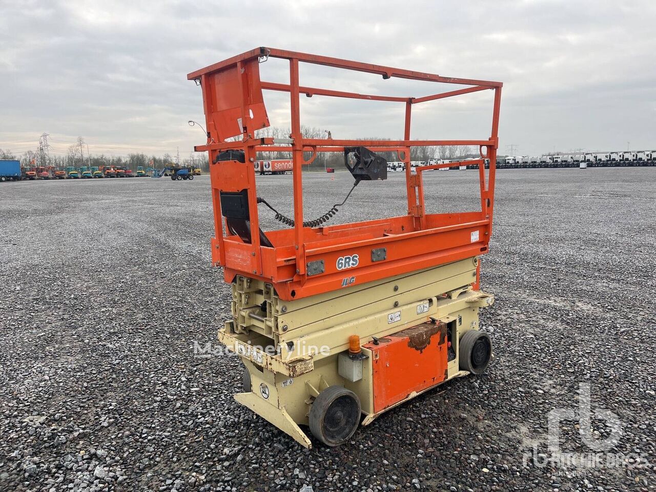 ножничный подъемник JLG 6RS Electric