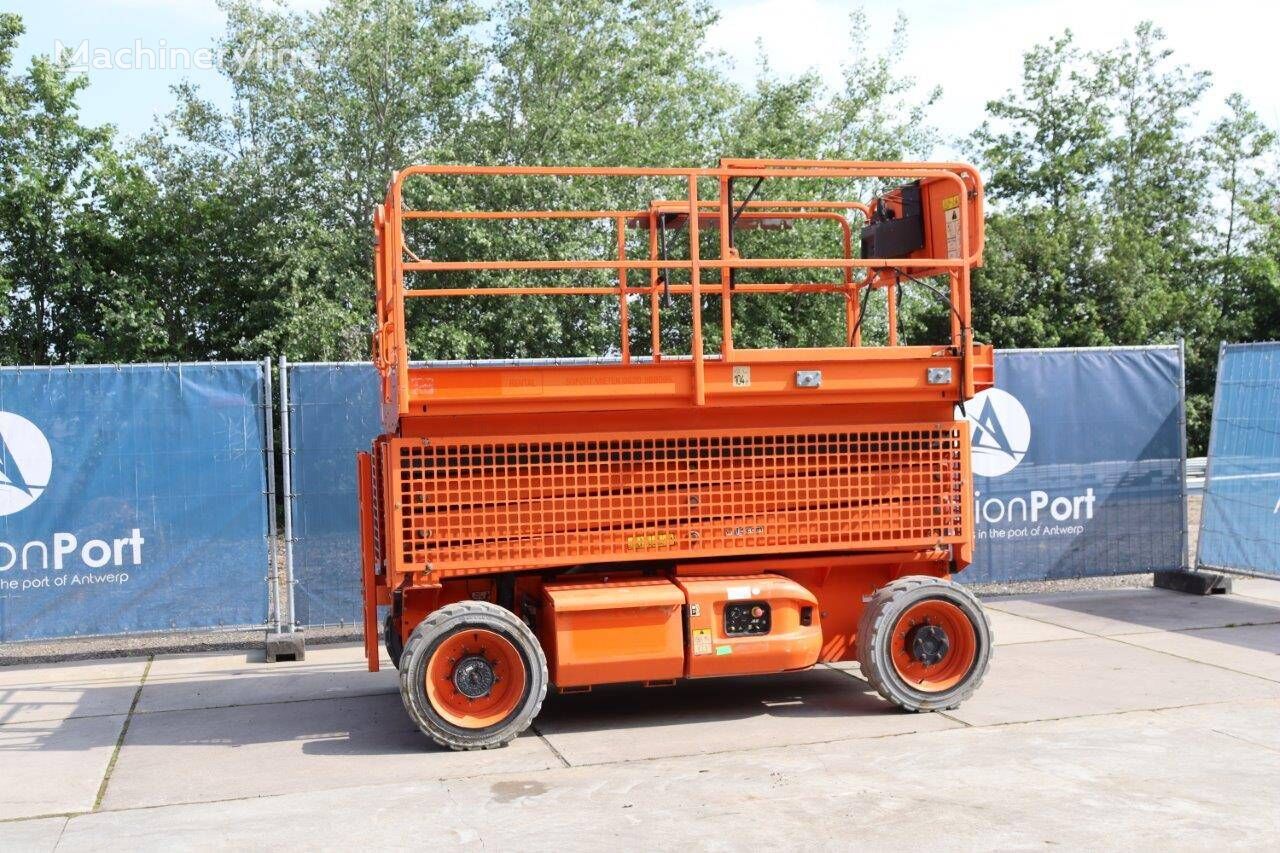 ножничный подъемник JLG M3369