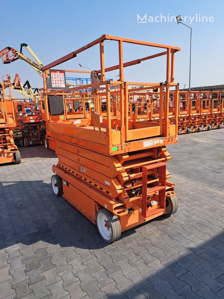 JLG SJIII 4632 scissor lift