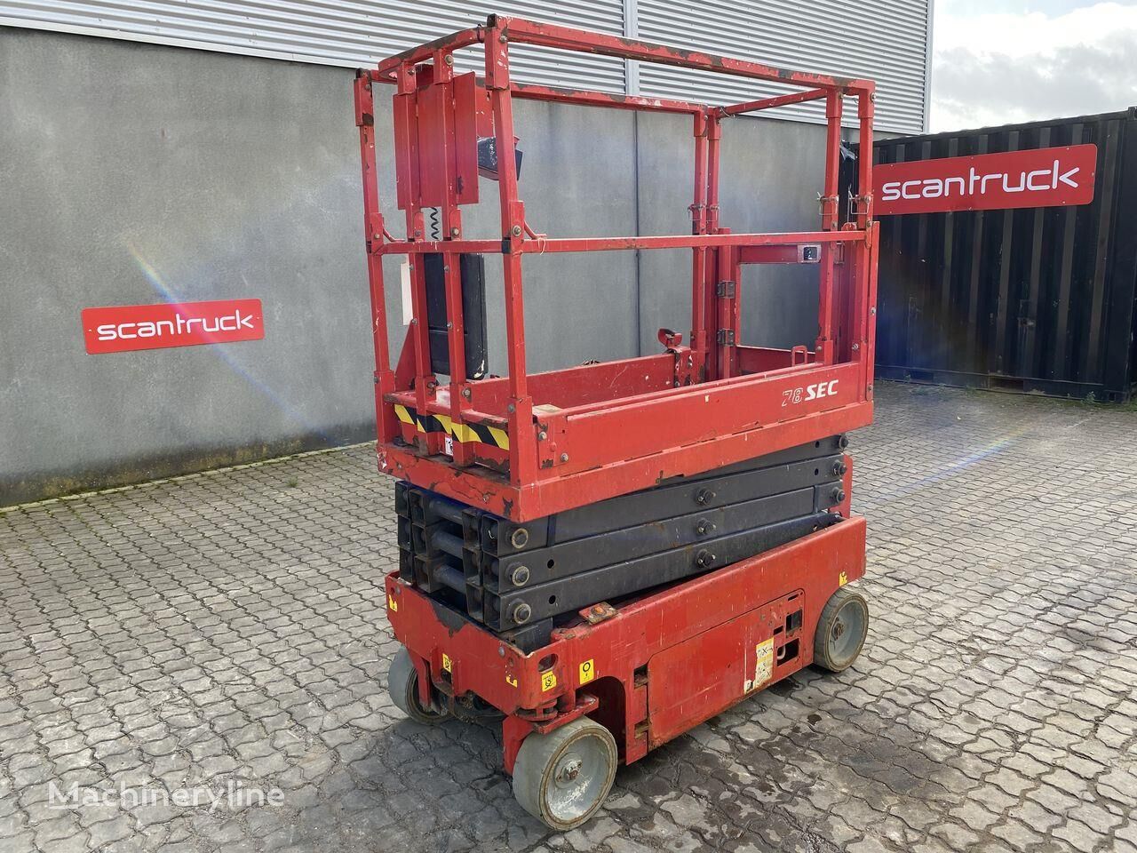 Manitou 78SEC scissor lift