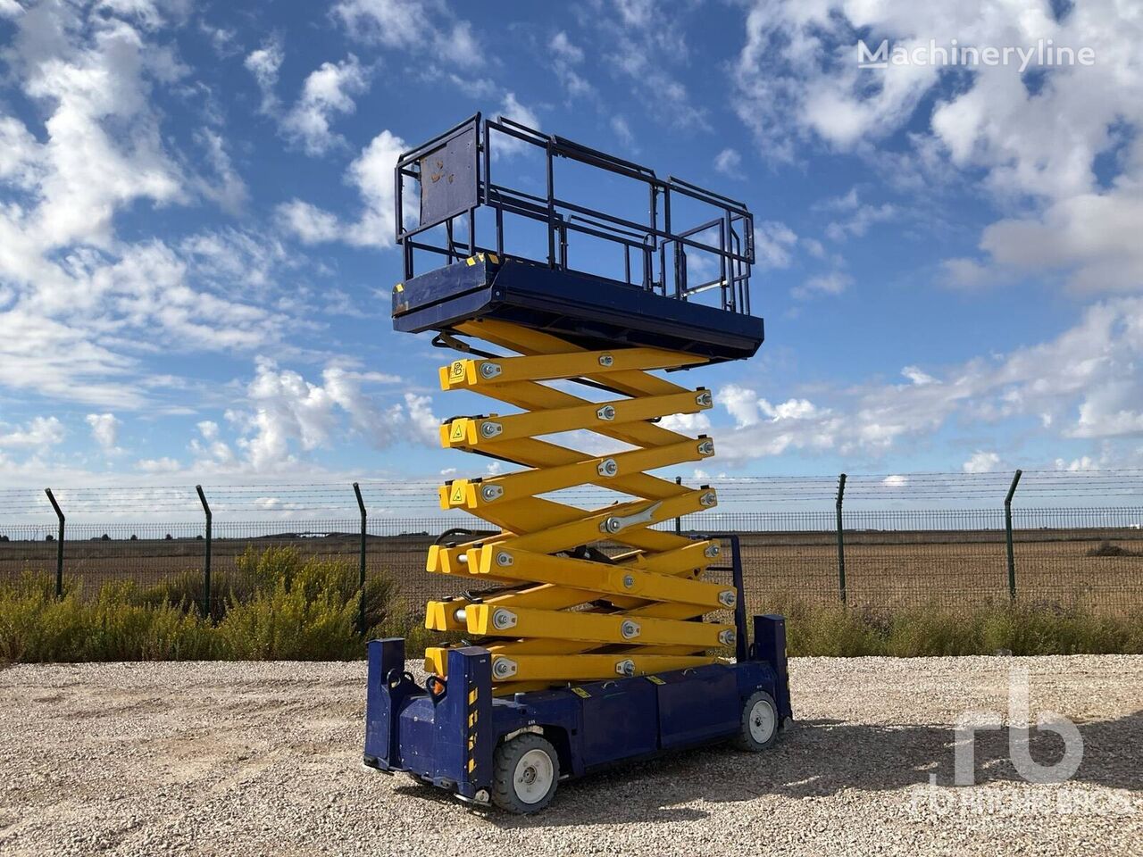 PB S171-12ES Electric scissor lift