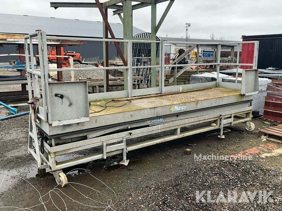 Piattaforma elevatrice a forbice Saxlift - Machineryline