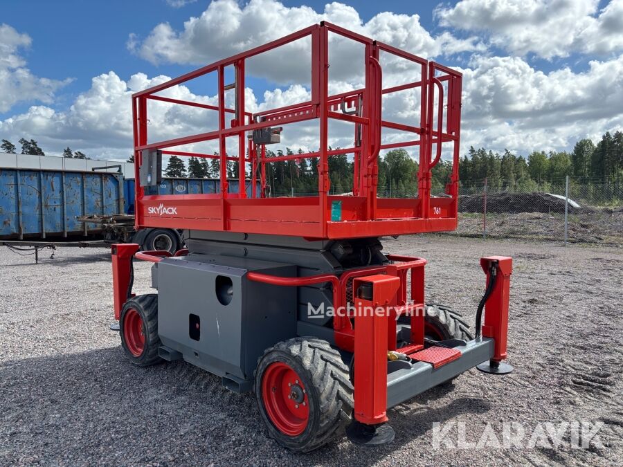 Skyjack SJ 6832RT scissor lift - Machineryline