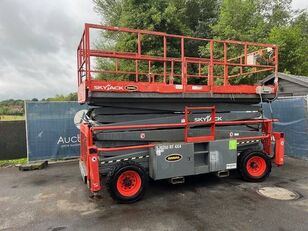 Skyjack SJ 9250 scissor lift