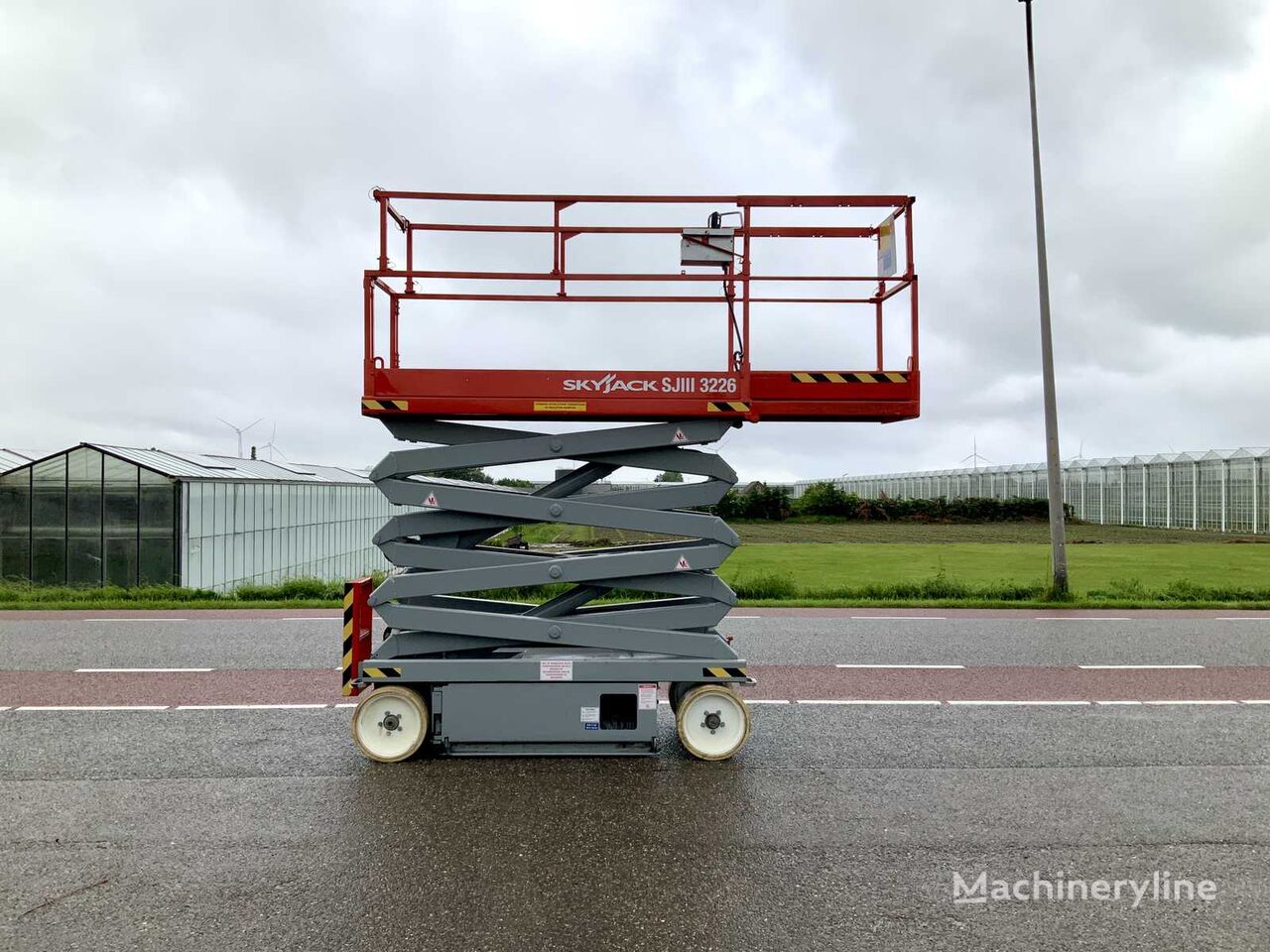 Skyjack SJ3226 scissor lift