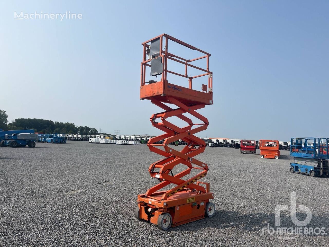 Skyjack SJIII 3219 Electric scissor lift