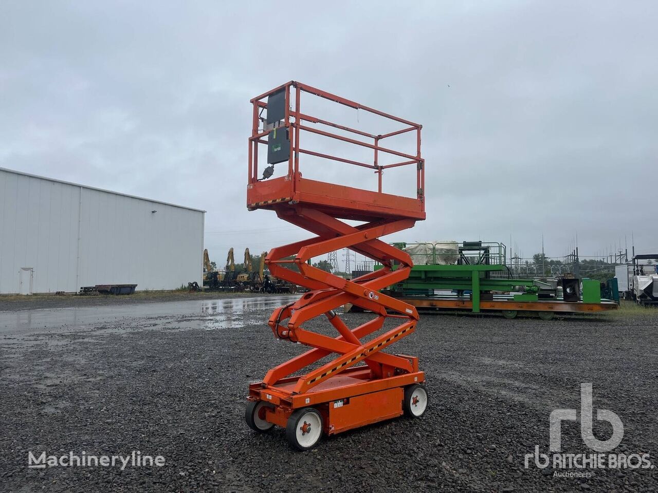 Skyjack SJIII 3220 Electric scissor lift